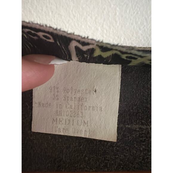 Loco Lindo Stretchy V-Neck 3/4 Sleeve Shirt Dark Green Size Medium JL - Picture 5 of 7